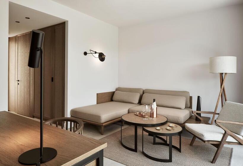 Люкс Вид на Море, The Olivar Suites