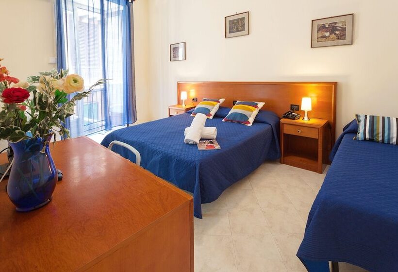 اتاق کلاسیک سه تخته, B&b Al Piazza Marina