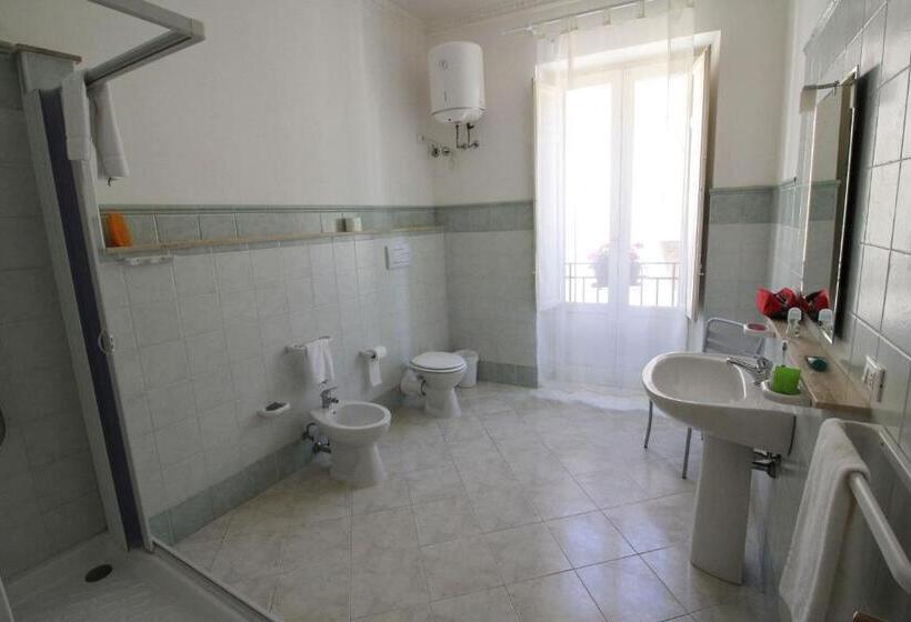 اتاق استاندارد, B&b Al Piazza Marina