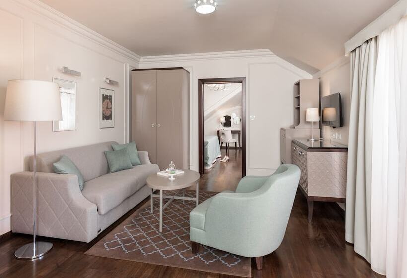 Suite Deluxe, Bastion Heritage Hotel   Relais & Châteaux