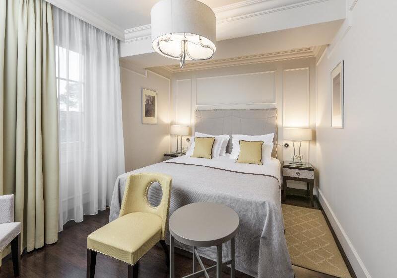اتاق استاندارد, Bastion Heritage Hotel   Relais & Châteaux