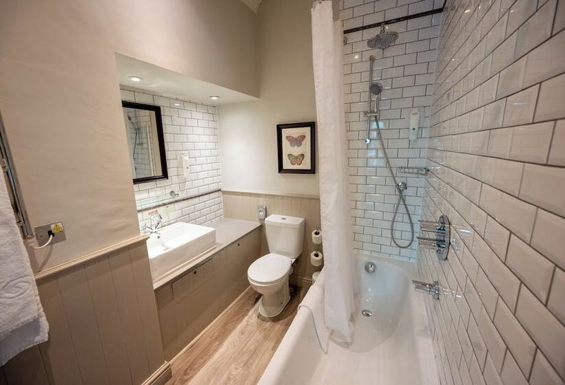 חדר סופריור, Cross Hands Hotel By Greene King Inns