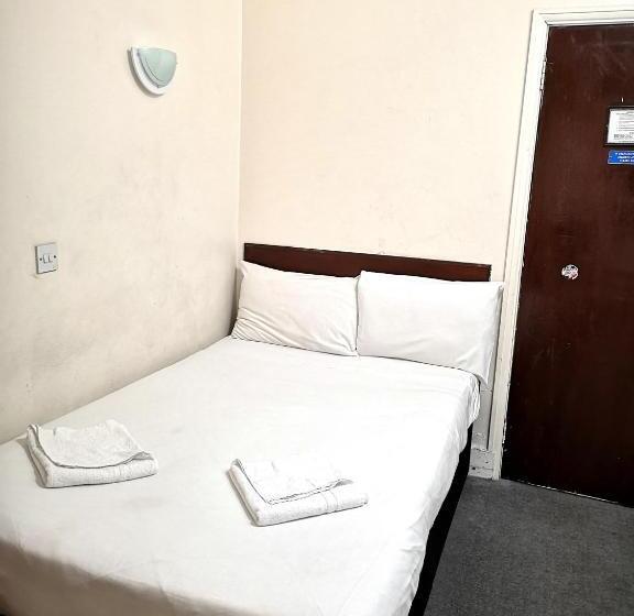 Quarto Estandar, Aquarius
