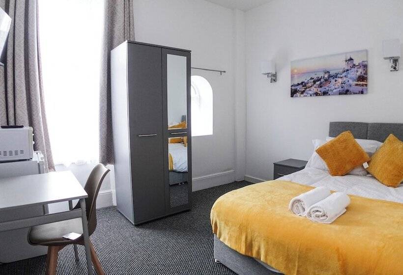 스탠다드 룸, Station House Plymouth
