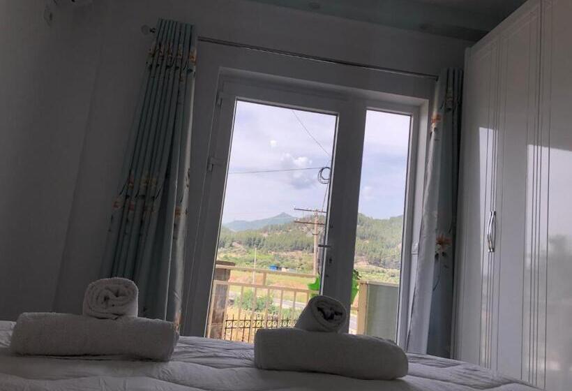 اتاق استاندارد با چشم‌انداز کوهستان, Adriatik Guesthouse