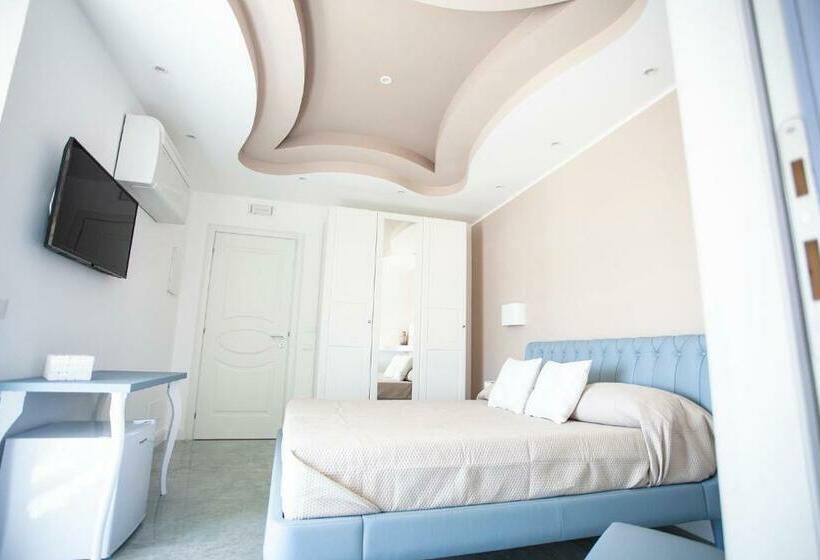 스탠다드 룸, Cavalieri D Oro Luxury House