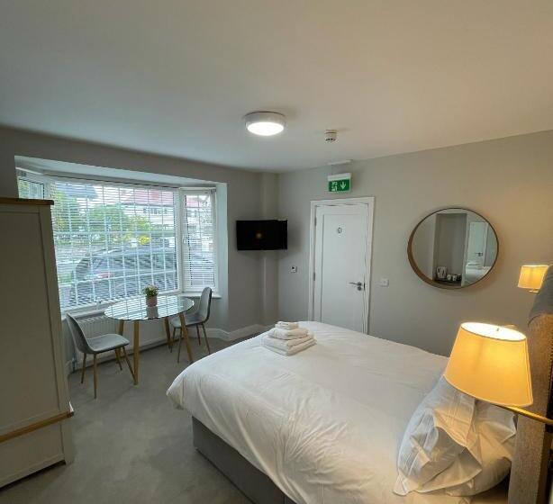 디럭스 룸 킹사이즈 침대, Belvedere House Cork Guest House