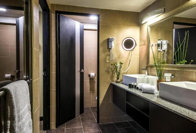 패밀리 룸, Urban Green Hotel & Suites