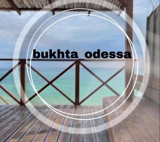 바다 전망 스위트, Bukhta