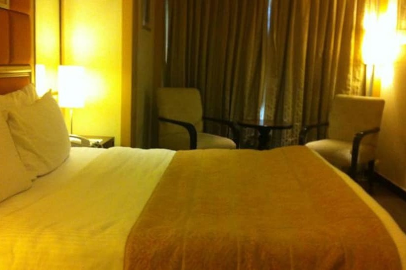 Номер Премиум, Lemon Tree Premier,jaipur