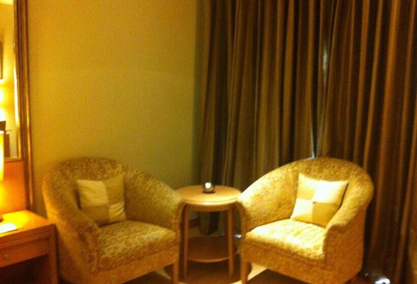 Номер Премиум, Lemon Tree Premier,jaipur