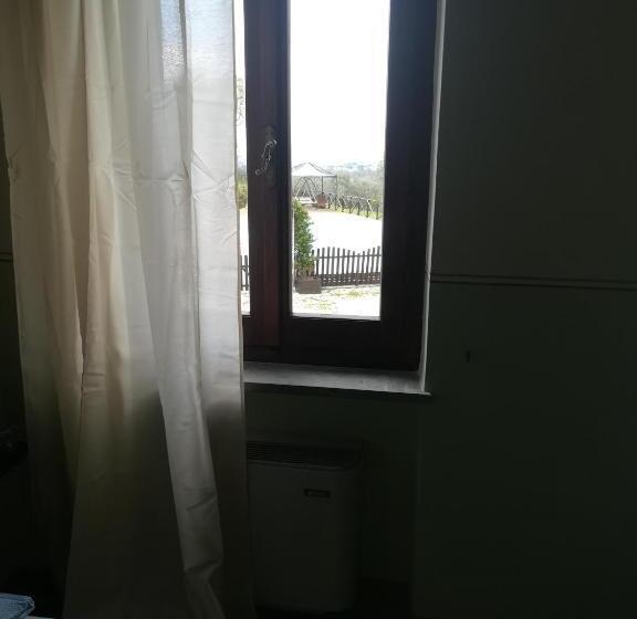 اتاق استاندارد, Casale San Fortunato