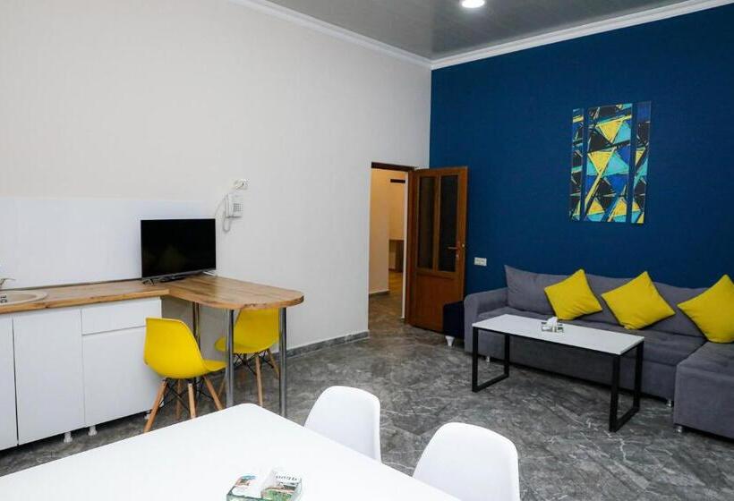 Семейный Номер, Getap Resort Arzni