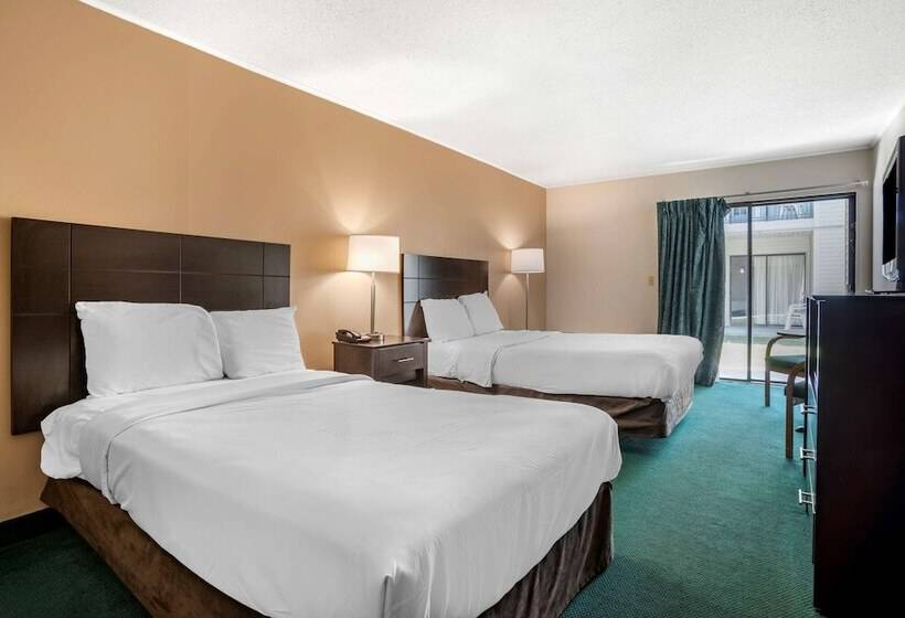 اتاق استاندارد با 2 تخت دوبل, Rodeway Inn & Suites