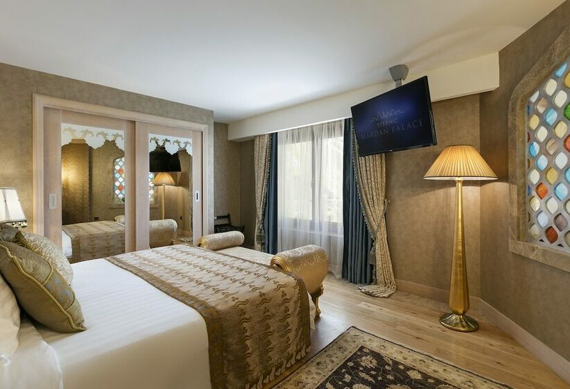 Дом 1 Спальня, Titanic Mardan Palace
