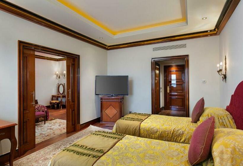 Семейный Номер Премиум, Titanic Mardan Palace