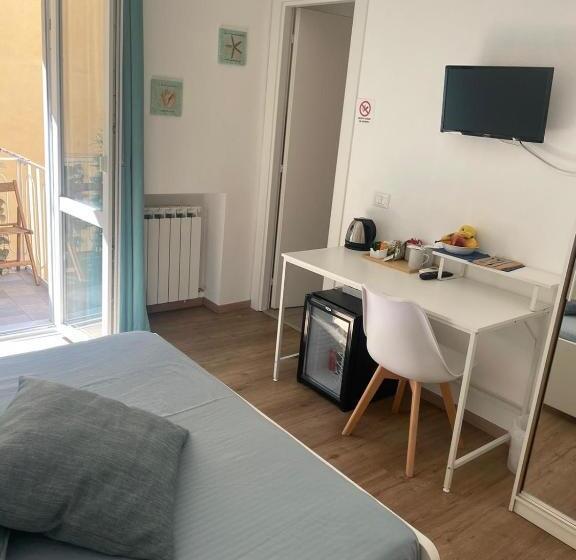 اتاق استاندارد با بالکن, Suites Colombo 32