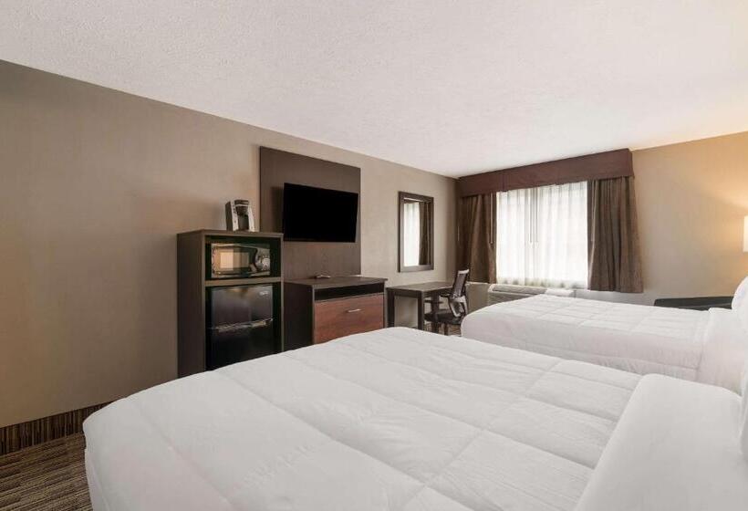 Номер Стандарт, Quality Inn & Suites