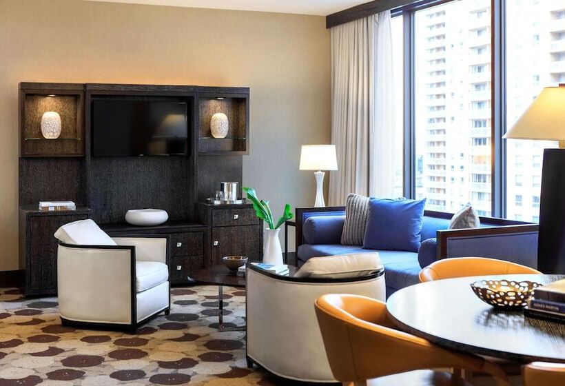 جناح, The Royal Sonesta Chicago River North