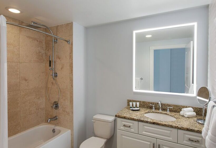 اتاق لوکس با چشم‌انداز, The Westin Cape Coral Resort At Marina Village