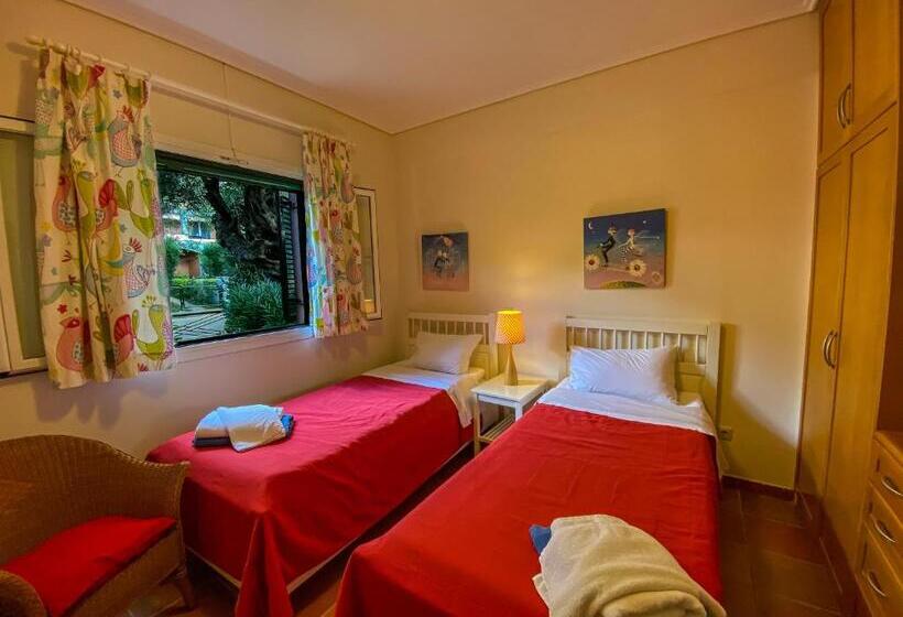 Апартаменты 2 спальни Вид на Сад, La Riviera Barbati Seaside Apartments & Villas