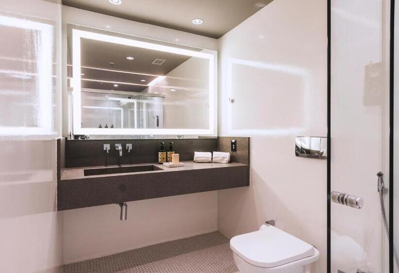 Люкс Мастер, Novotel Lencois Paulista