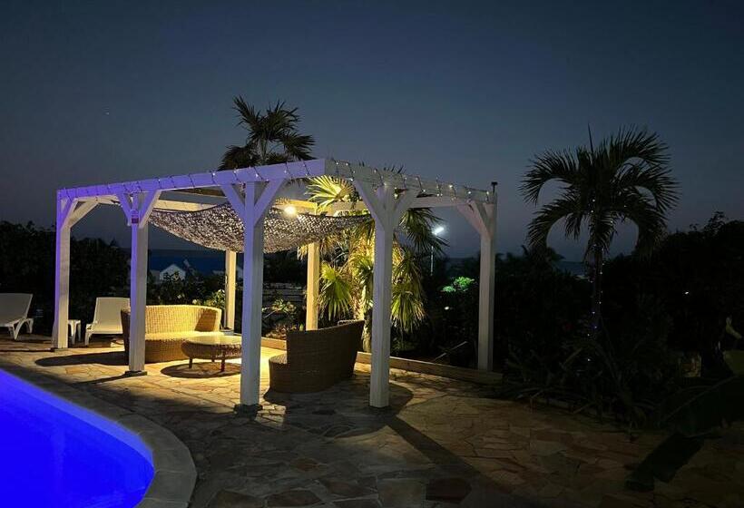 اتاق استاندارد با چشم‌انداز دریا, Tiko Lodge Sxm