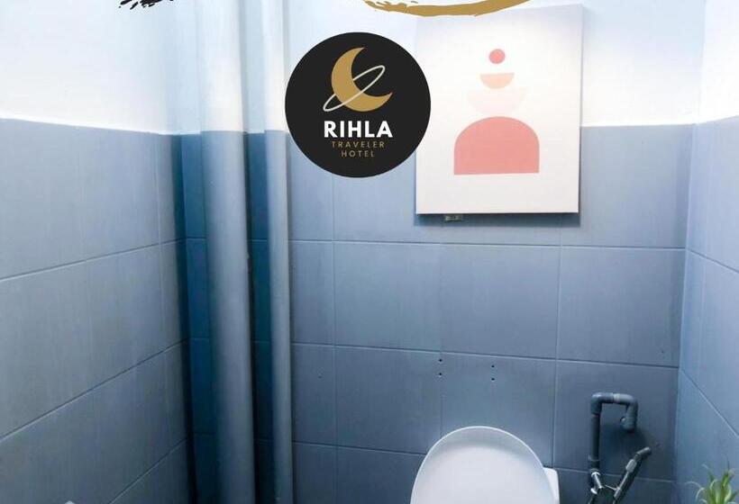 اتاق اکونومی, Rihla Bandar Utama