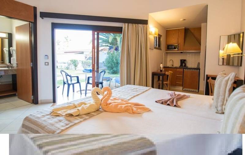 Бунгало Стандарт, HL Miraflor Suites