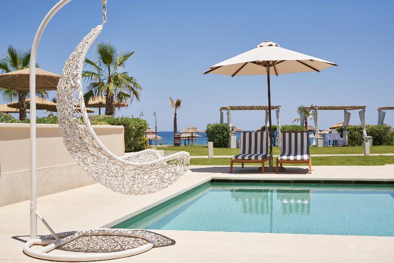 Полулюкс с Бассейном, Atlantica Kalliston Resort   Adults Only