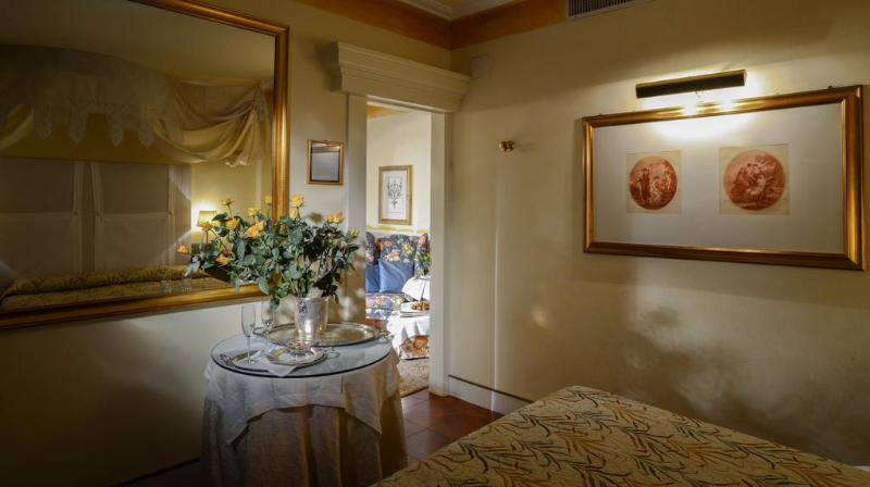 Suite Superior, Gabbia D'oro