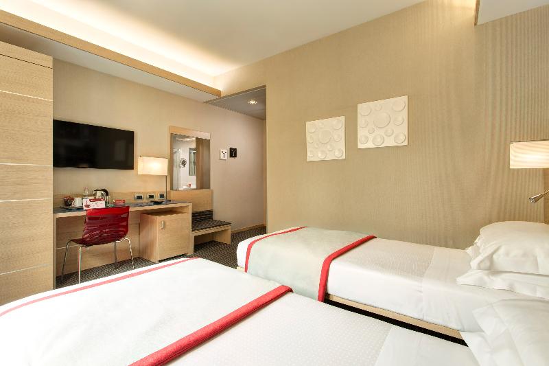 Camera Standard, Iq Hotel Roma