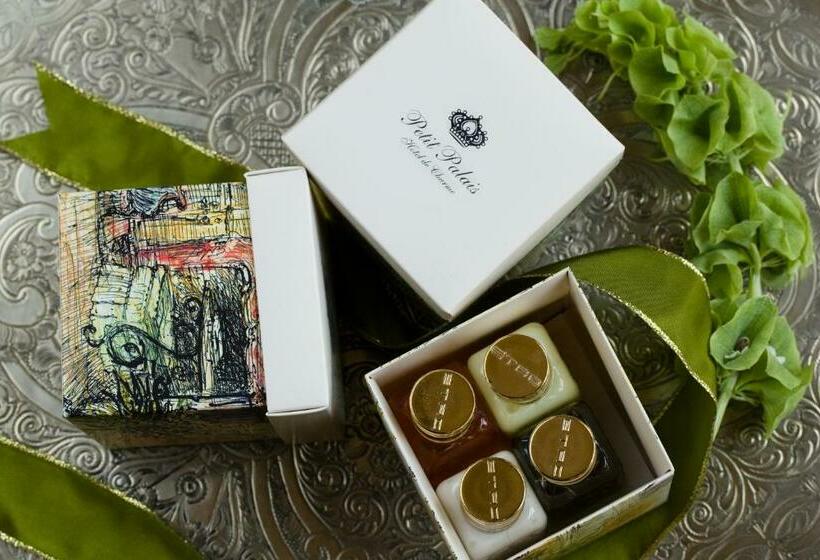 سوییت جونیور, Petit Palais Hotel De Charme