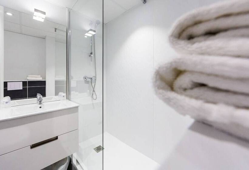 Номер Superior, The Originals City, Hôtel Agora, Nantes Ouest