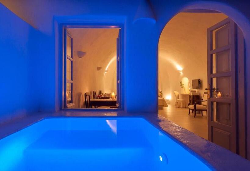 Deluxe люкс с видом, Thirea Suites