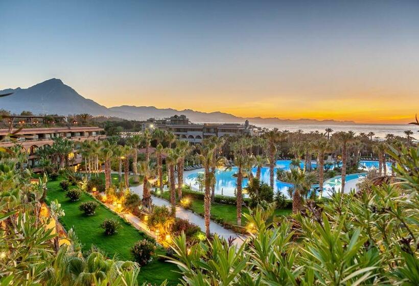 Номер Deluxe, Acacia Resort Parco dei Leoni