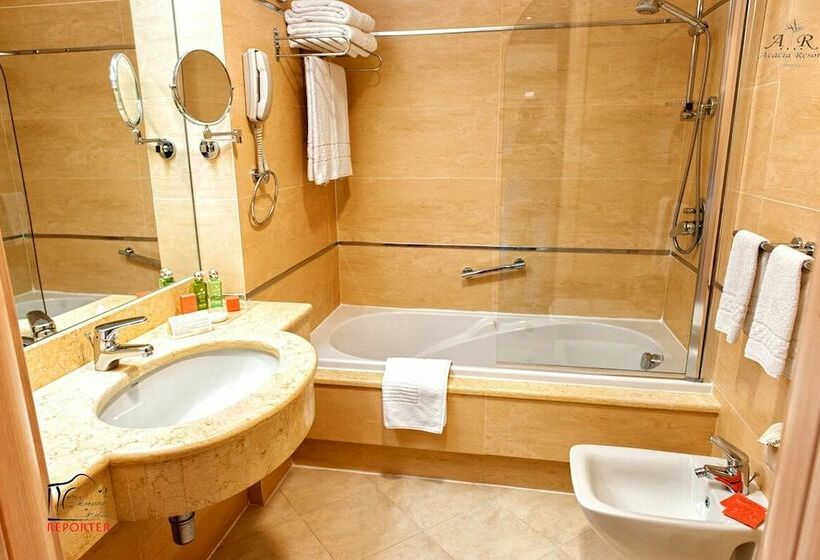 Номер Deluxe, Acacia Resort Parco dei Leoni