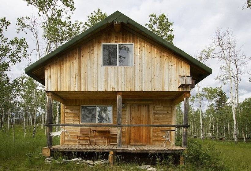 小室, Eagle Bear Lodge