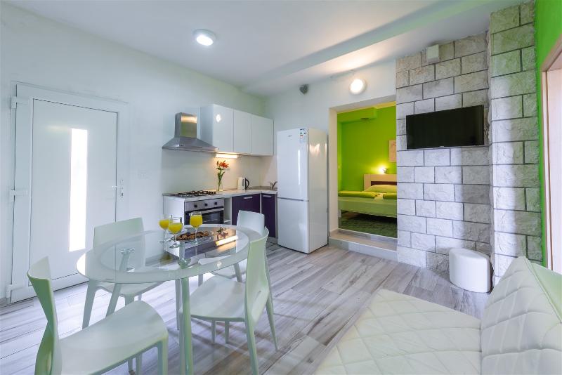 Апартаменты 1 Спальня, Beach Villa Ratac