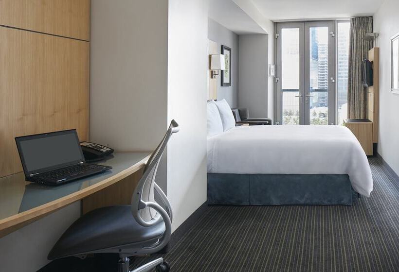 带观景的高级间, Club Quarters Hotel World Trade Center, New York
