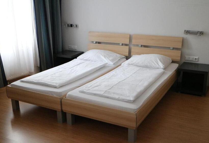 스탠다드 트리플 룸, Kolbeck Rooms
