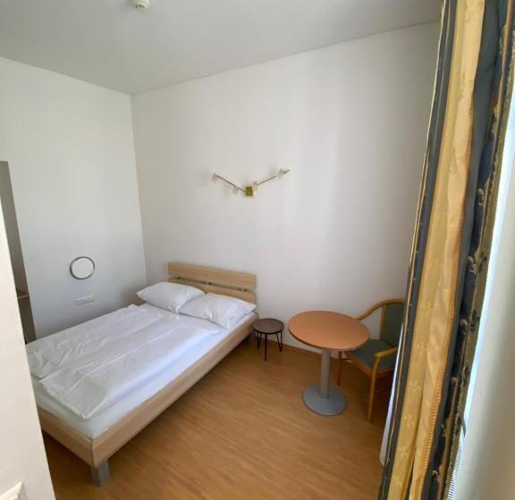 기본룸, Kolbeck Rooms