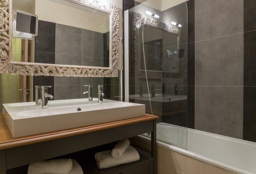 Номер Superior, Logis Hôtel Médiéval, Montélimar Nord