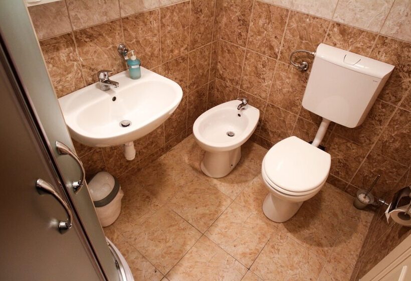 Номер Стандарт, Silver Hotel Budapest City Center