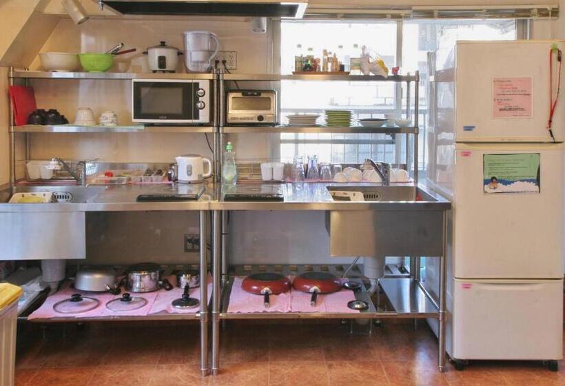 Номер Стандарт с Койками Совместная Ванная, Sakura Hotel Ikebukuro