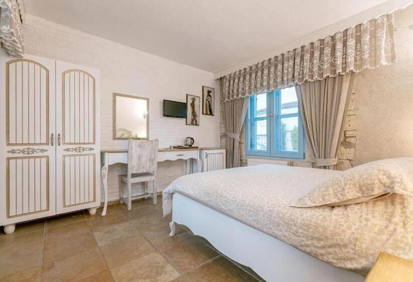Номер Superior Вид на Бассейн, Villa Fora