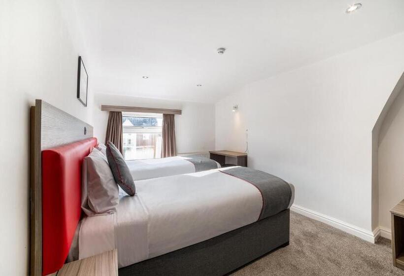 Номер Стандарт, The Connaught Hotel Wolverhampton