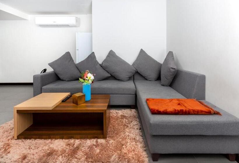 Huoneisto 2 Makuuhuonetta, اطلالة الشرفة 1 للشقق المخدومة Terrace View 1