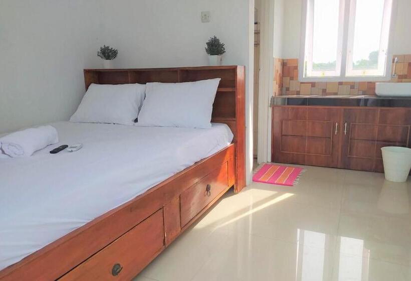 Номер Стандарт, Guesthouse Berlian Batang Syariah Near Kampung Kalisalak Park