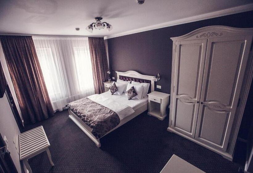 Номер Стандарт, Royal Inn Busteni Adults Only